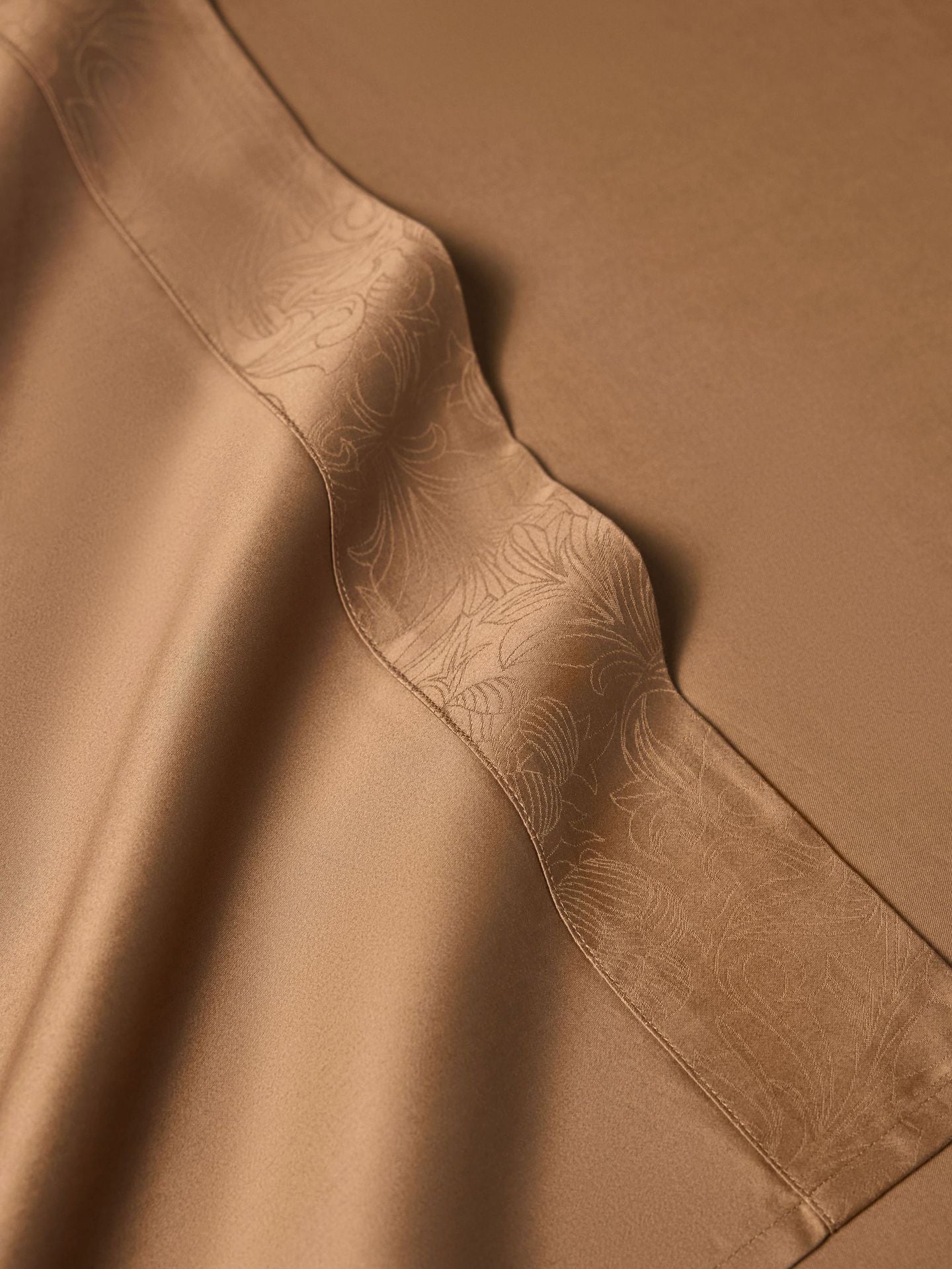 Dimensions – Cotton Toffee Jacquard Four-Piece Set