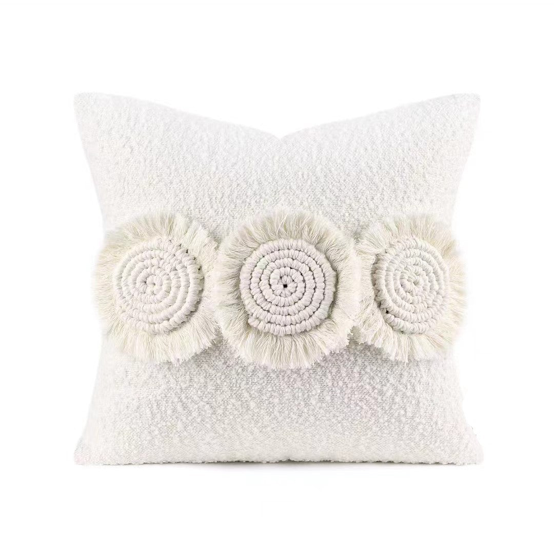 Model Room Pillow – Moderne Noblesse für Ihr Interieur