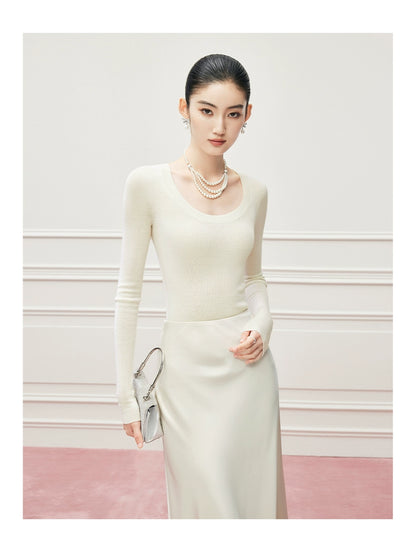 ÉLÉGANCE PURE – MERINO ESSENTIALS COLLECTION