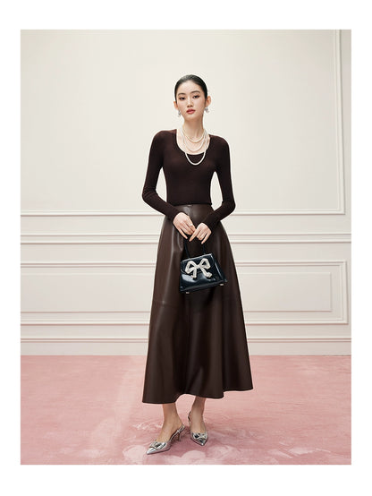 ÉLÉGANCE PURE – MERINO ESSENTIALS COLLECTION