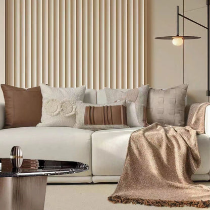 Model Room Pillow – Moderne Noblesse für Ihr Interieur