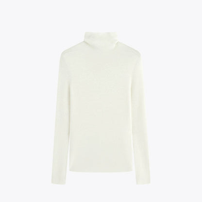 ÉLÉGANCE PURE – MERINO ESSENTIALS COLLECTION