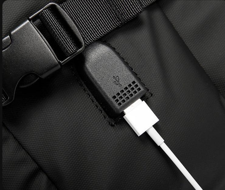 Amitq™ UrbanTech Rucksack