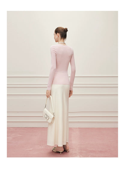 ÉLÉGANCE PURE - MERINO ESSENTIALS COLLECTION