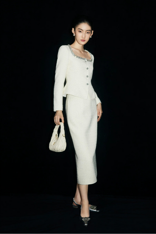 ÉCLAT D’IVOIRE – TWEED-ENSEMBLE MIT PERLENDETAILS